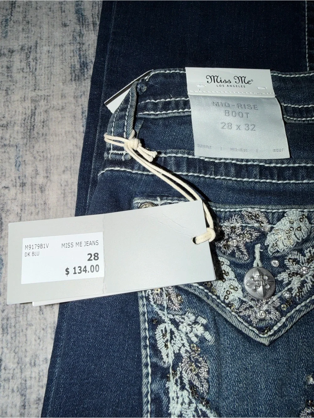 NWT Miss Me Mid Rise Boot Cut Jeans